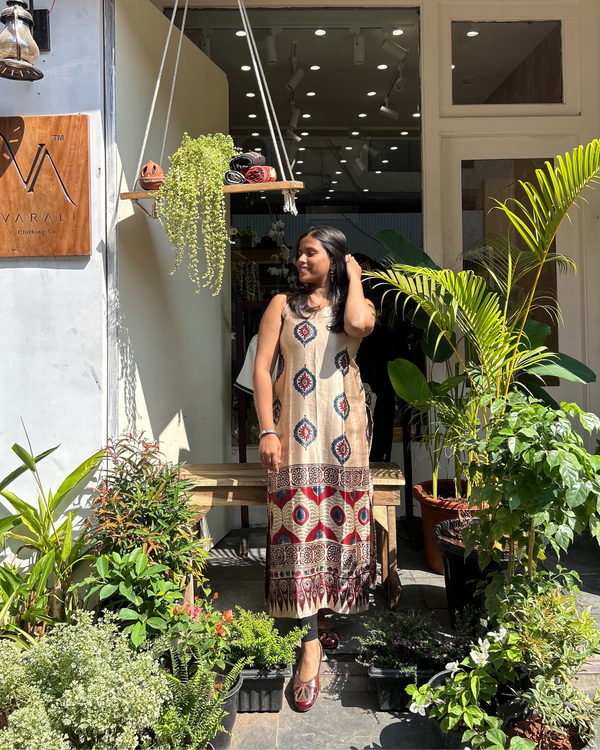 SAANJ - Masru Silk Spaghetti Stright Kurti Off-White