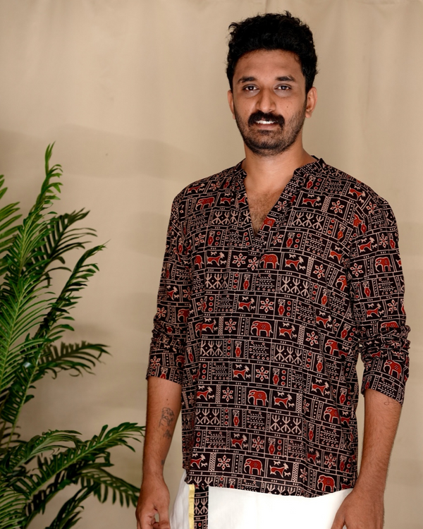 GAJAM - ShortKurtha & Dhothi (black)