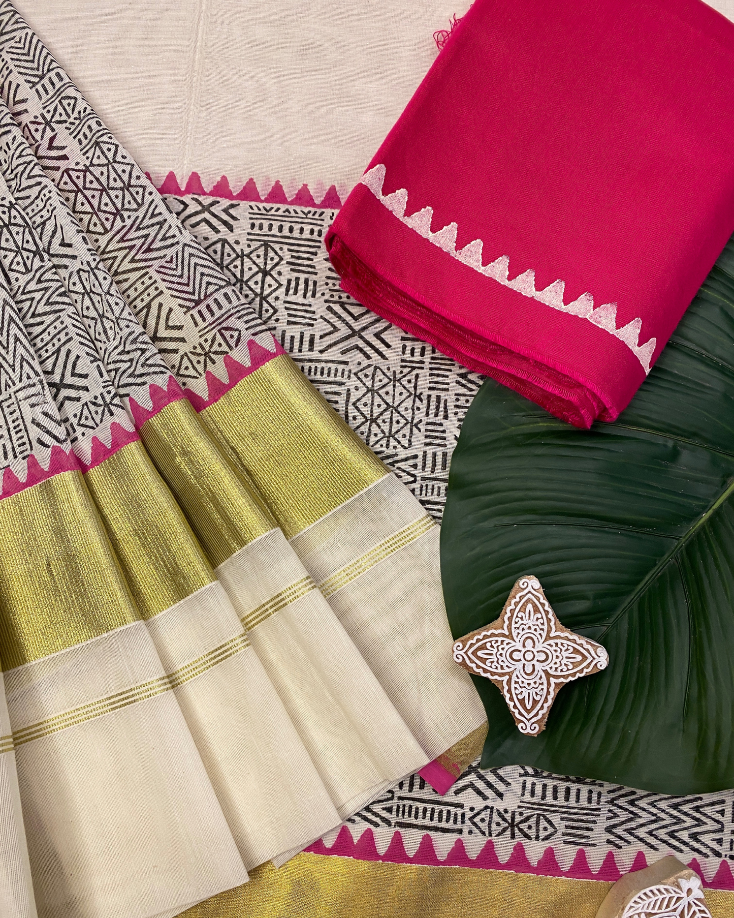 VAIGA - Blockprinted set saree