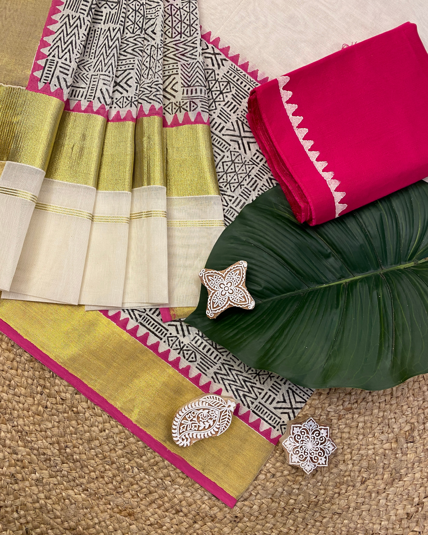 VAIGA - Blockprinted set saree