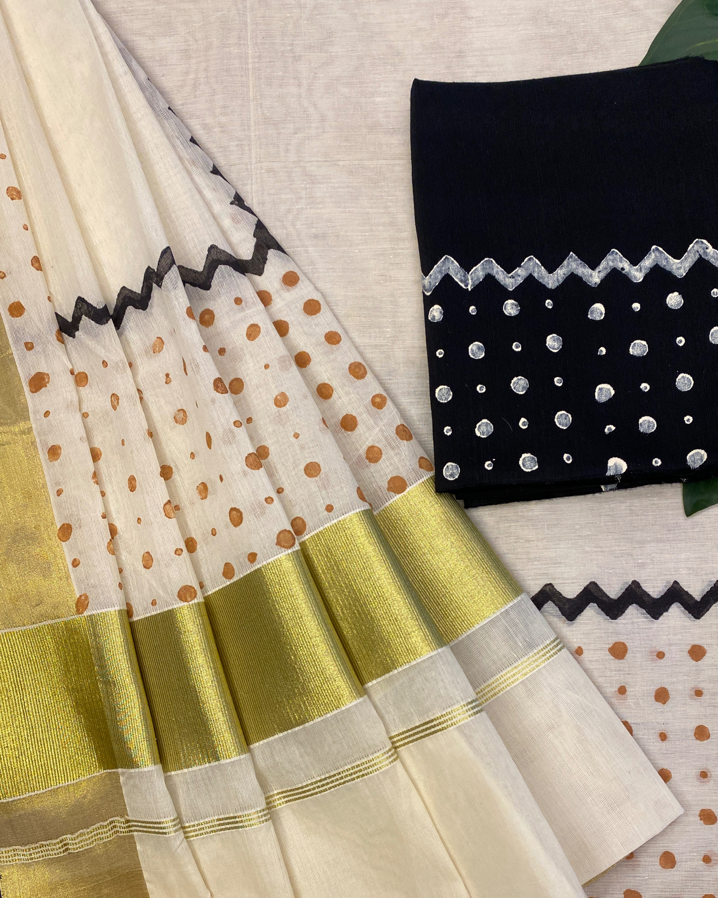 NEELIMA - Block printed set saree
