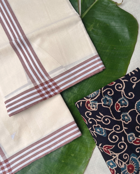 MULLOTH SETMUNDU WITH AJRAKH PRINTED BLOUSE