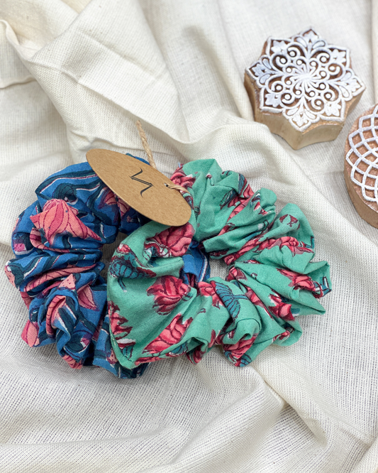COTTON BLOCK PRINTED ELASTIC SCRUNCHISE