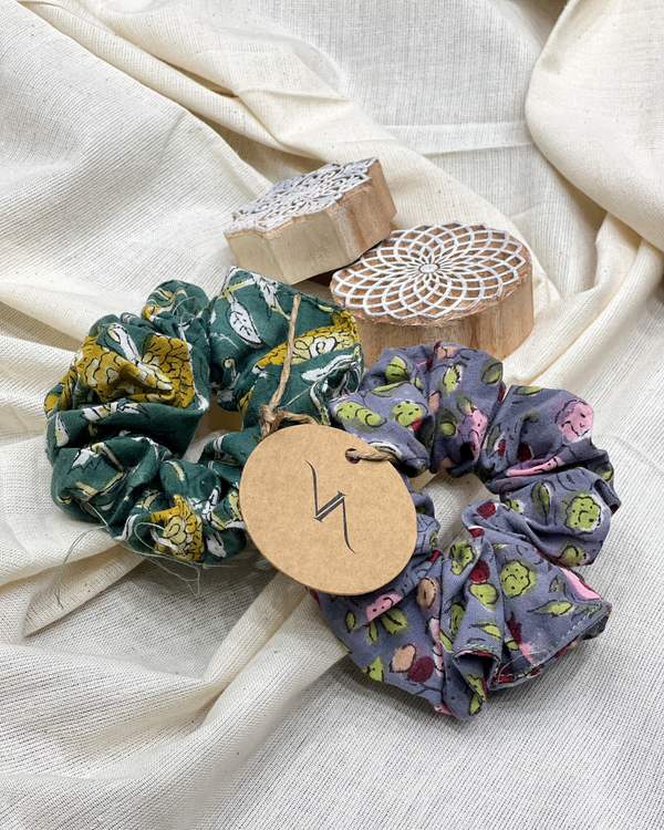 COTTON BLOCK PRINTED ELASTIC SCRUNCHISE