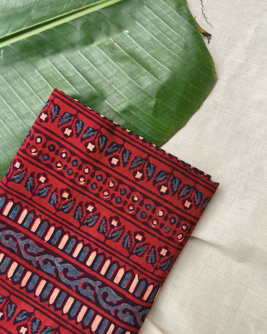 Mulloth setmundu with Ajrakh printed blouse piece
