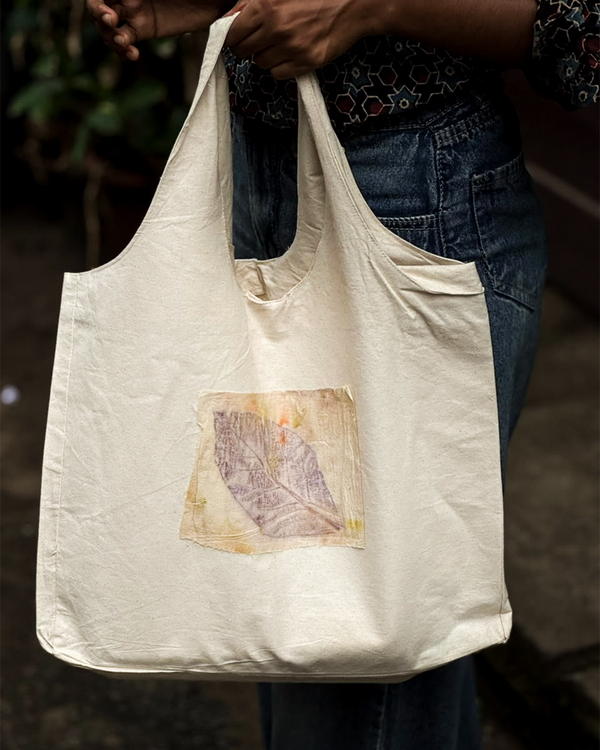 Ila — Artisanal Canvas Tote Bag