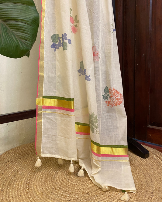 POOVILI- Printed Saree
