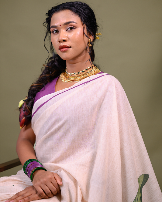 Onatharuvikal Saree