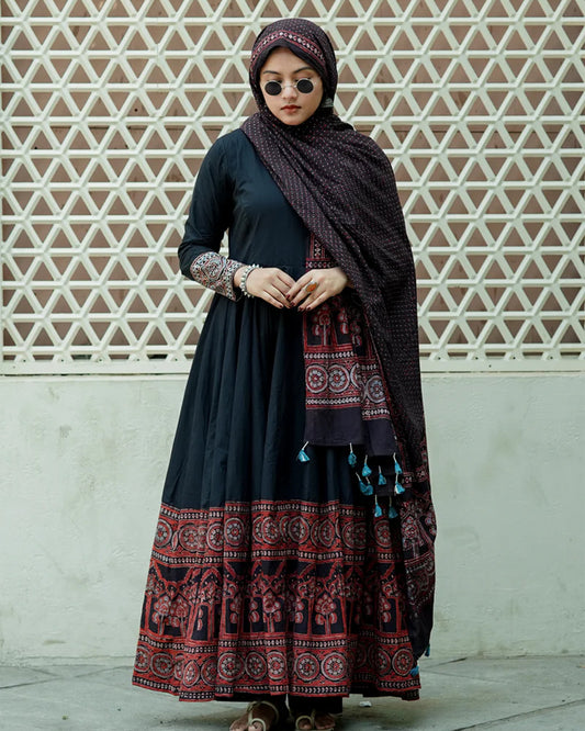 Roohi-Black Anarkali